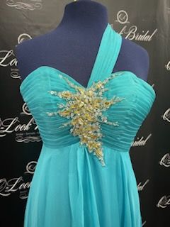 Size 2 Blue Cocktail Dress on Queenly