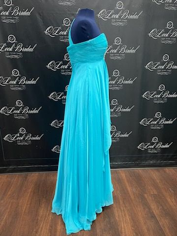 Size 2 Blue Cocktail Dress on Queenly