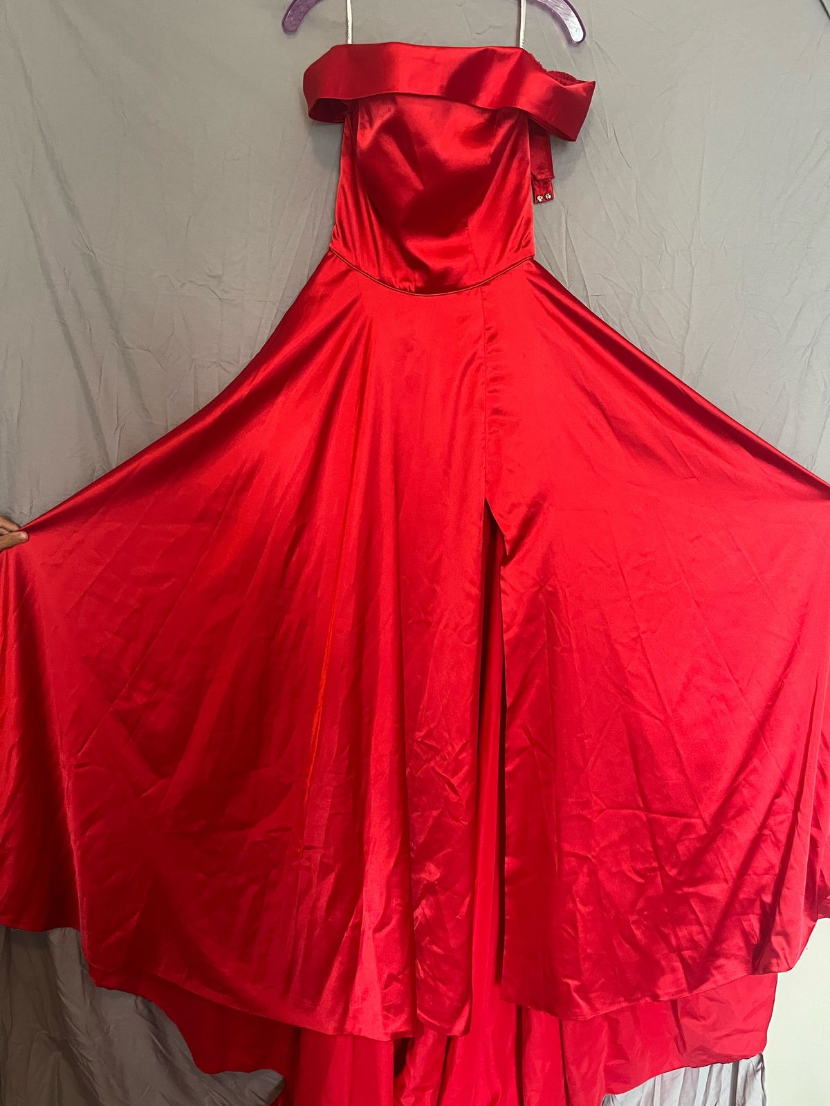 Sherri Hill Size 6 Prom Off The Shoulder Red Floor Length Maxi on Queenly