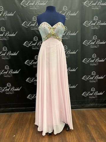 Queenly | Buy and sell prom, pageant, and formal dresses