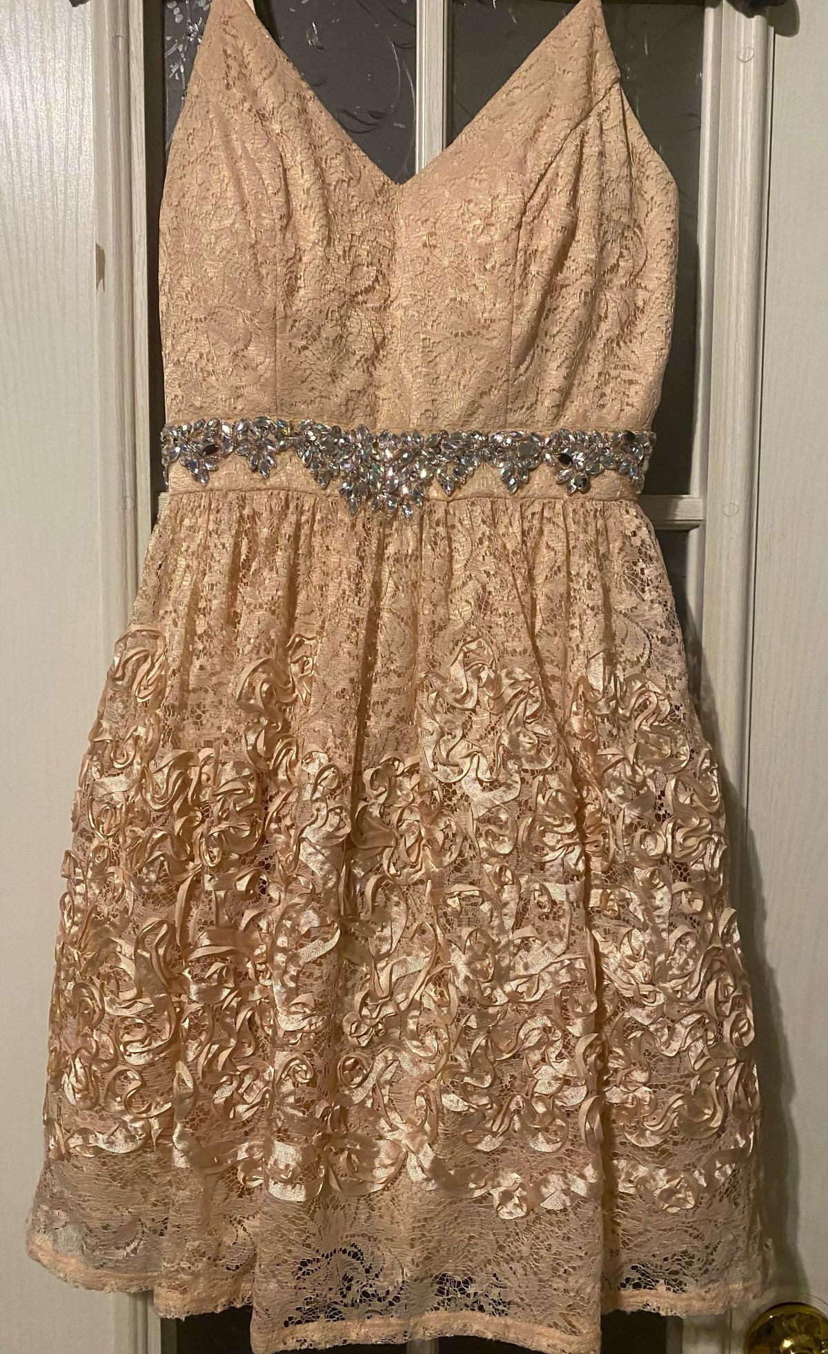 Queenly | Buy and sell prom, pageant, and formal dresses