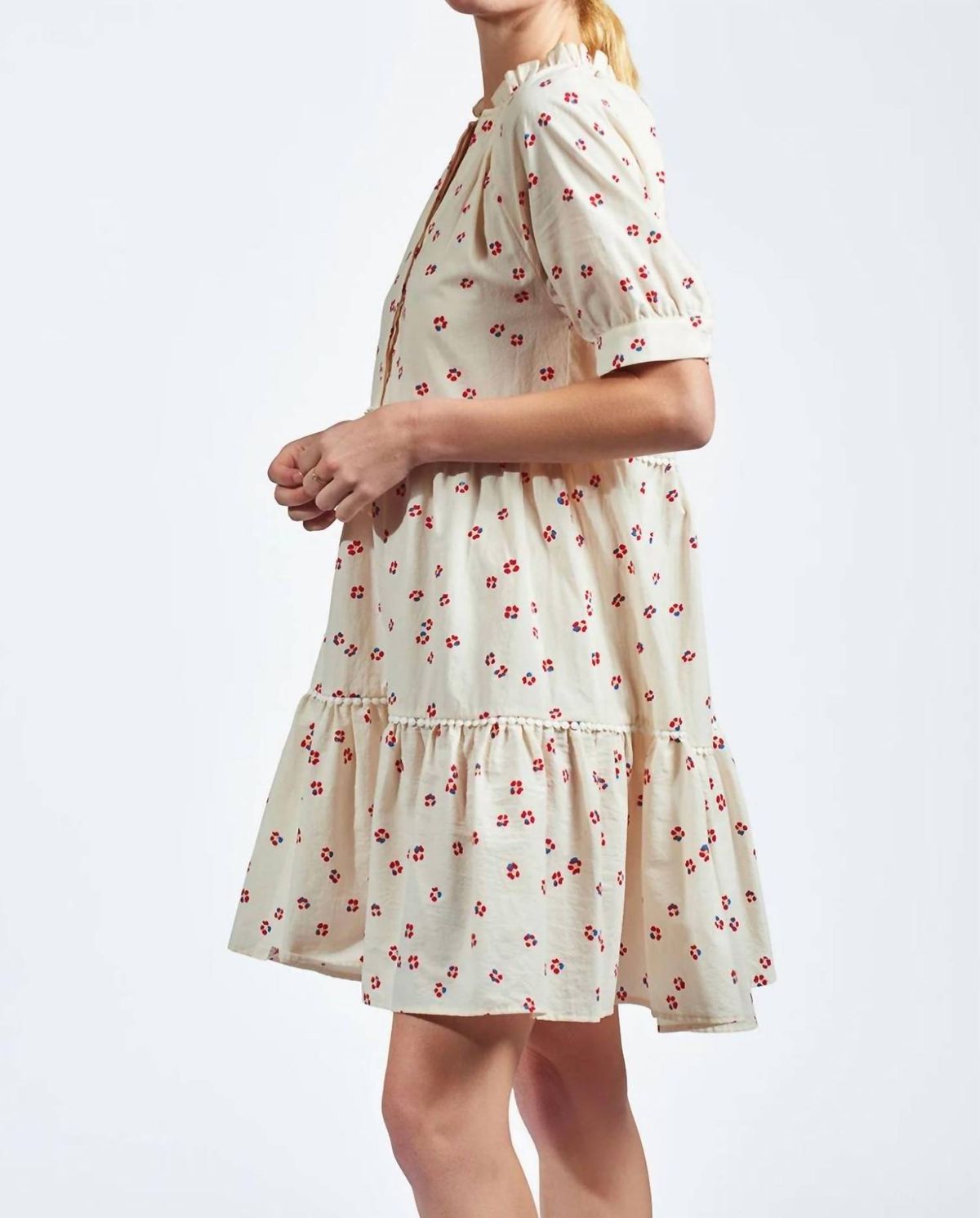 Style 1-1269279720-892 THE SHIRT Size M Floral Red Cocktail Dress on Queenly