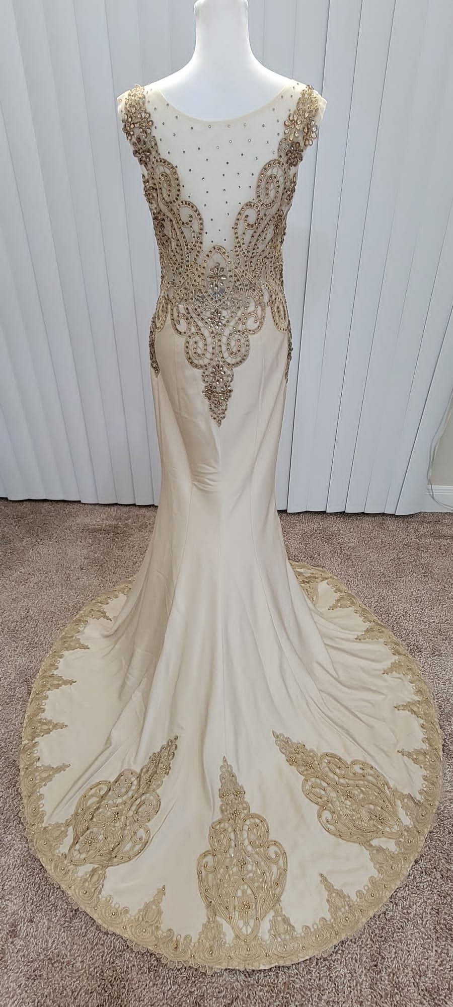 Size 4 Nude Mermaid Dress on Queenly