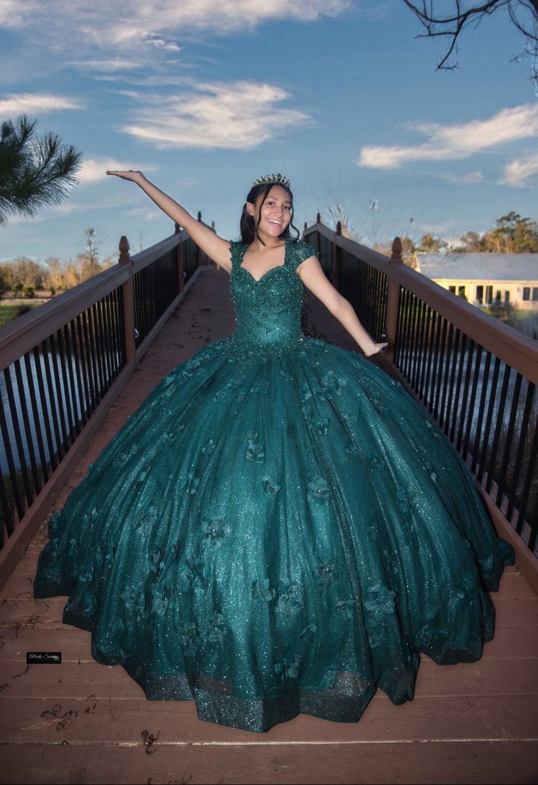 Queenly | Buy and sell prom, pageant, and formal dresses