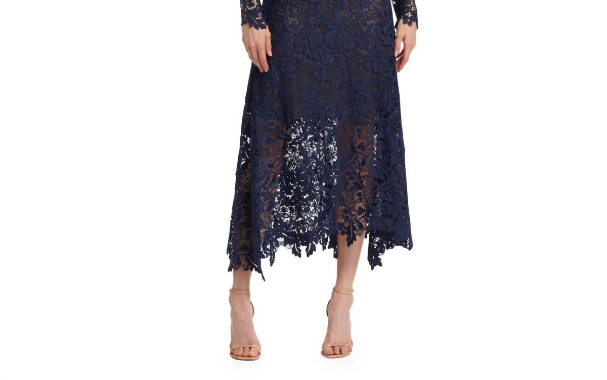 Style 1-3820214463-3710 Oscar de la Renta Size 8 Pageant Lace Navy Blue Floor Length Maxi on Queenly