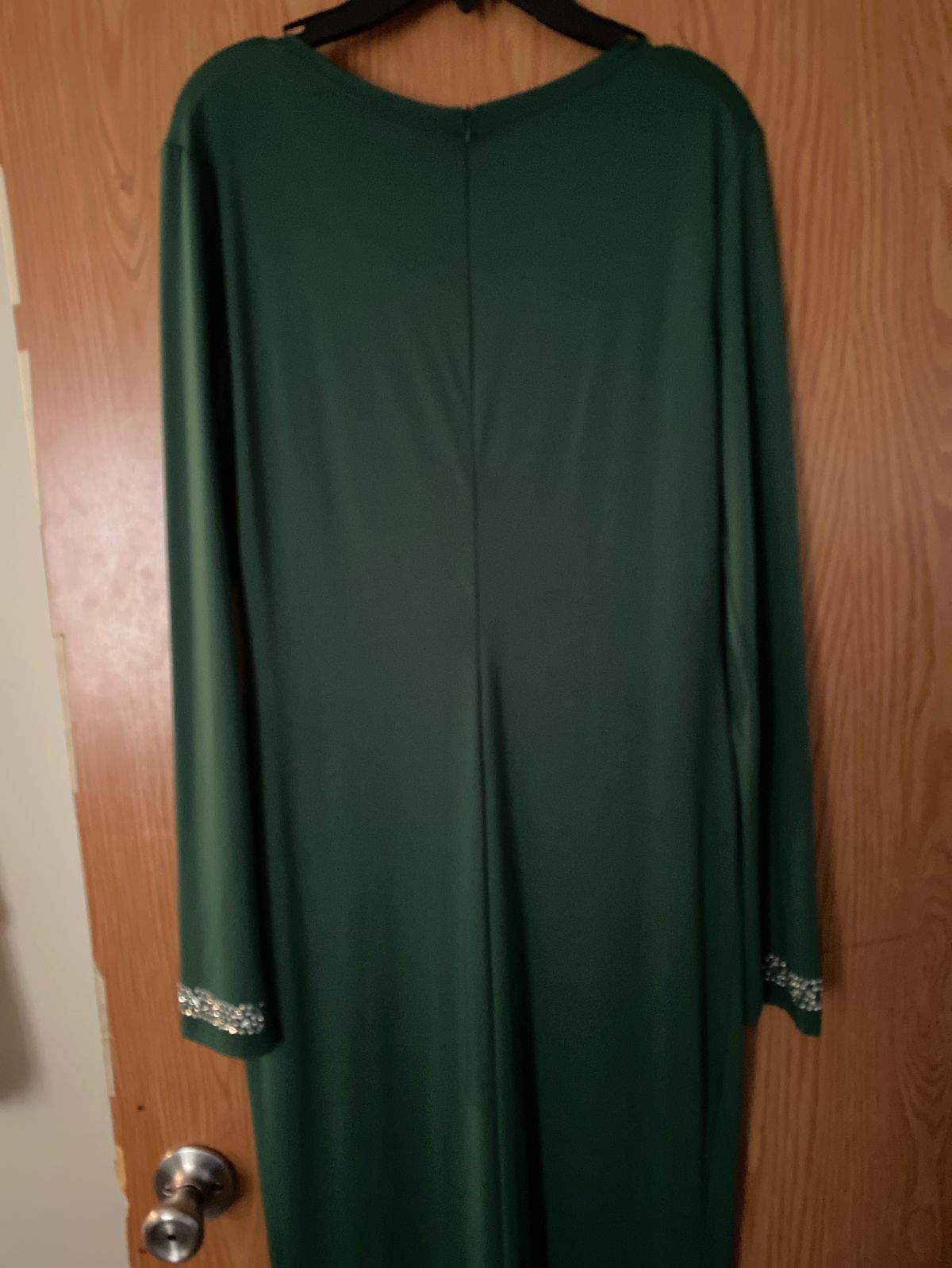 Size L Pageant Plunge Green Formal Jumpsuit on Queenly