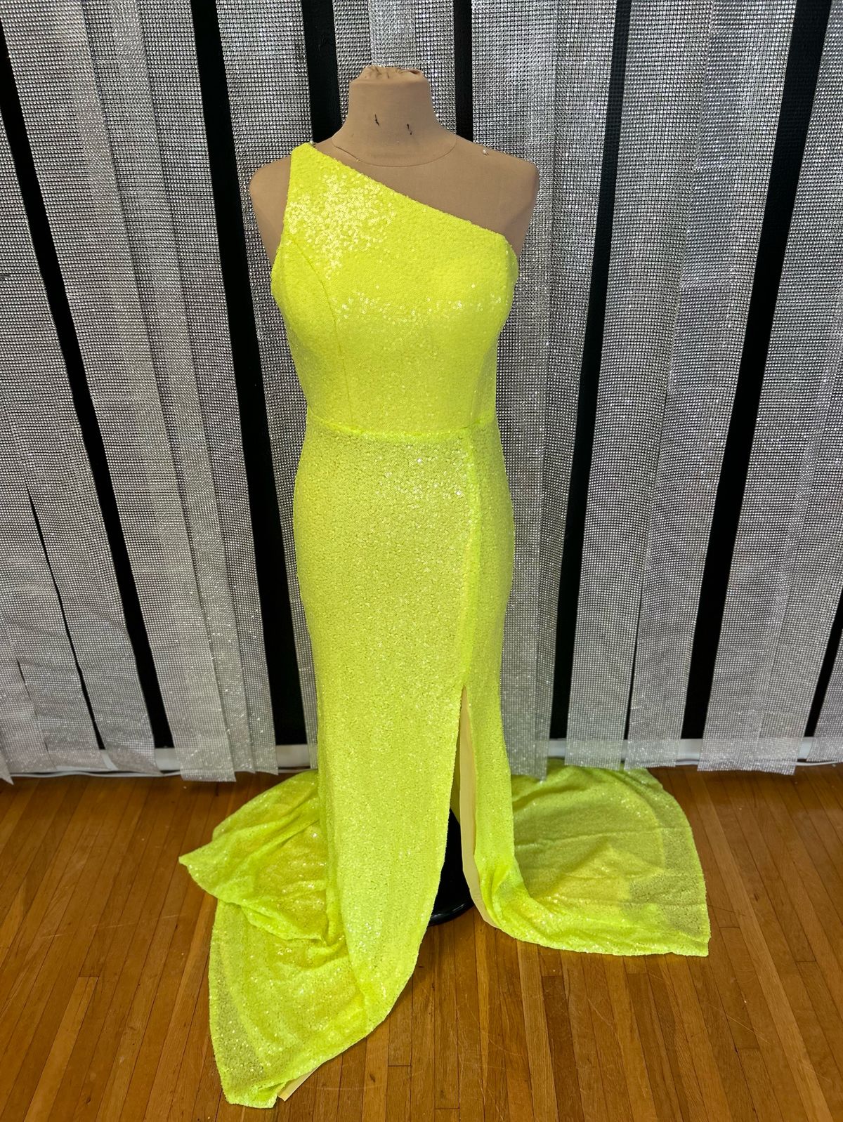 Portia and Scarlett Size 12 Prom One Shoulder Yellow Side Slit Dress on Queenly