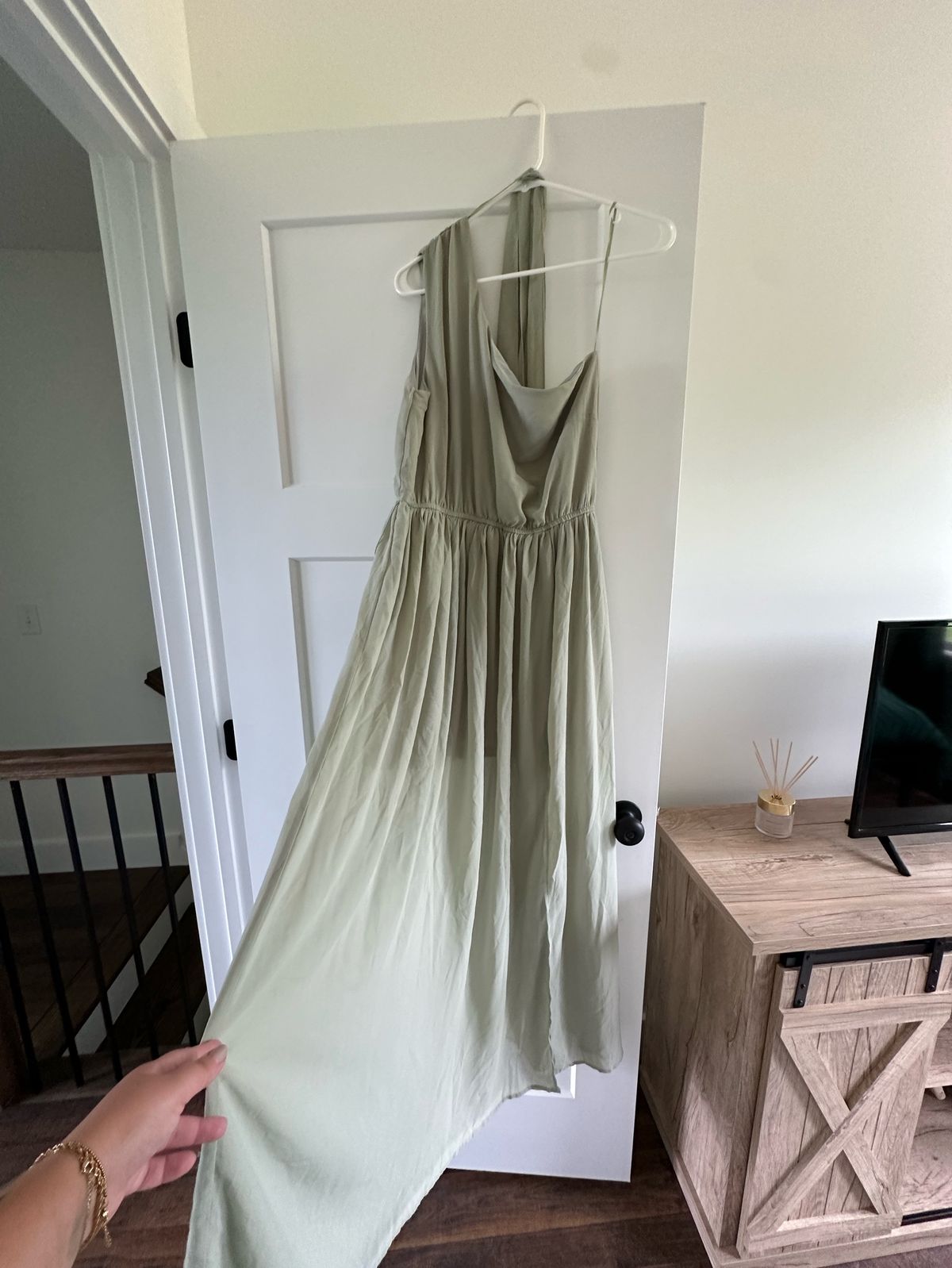 Size L One Shoulder Green A-line Dress on Queenly