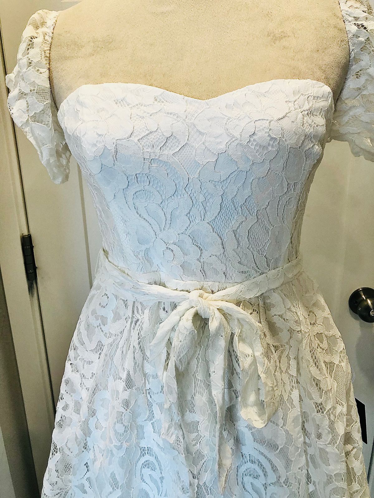 Lulus Size L Strapless White Cocktail Dress on Queenly