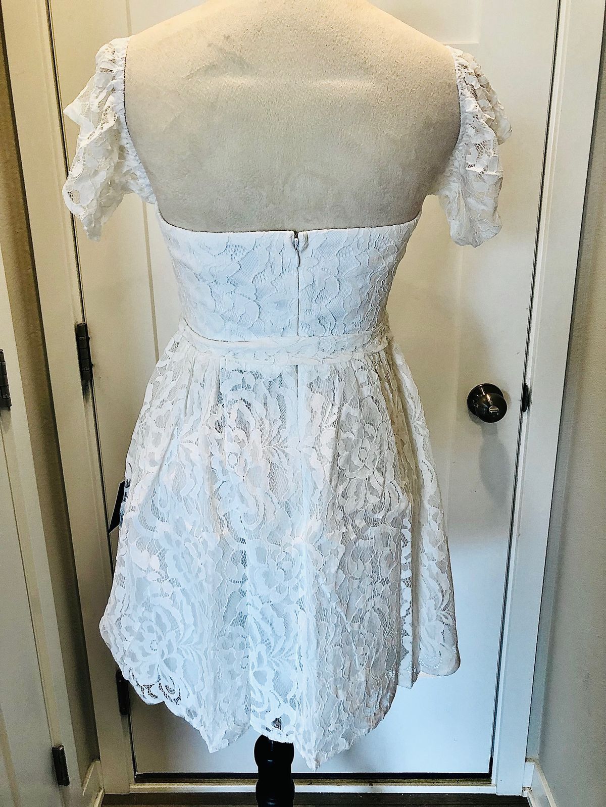 Lulus Size L Strapless White Cocktail Dress on Queenly