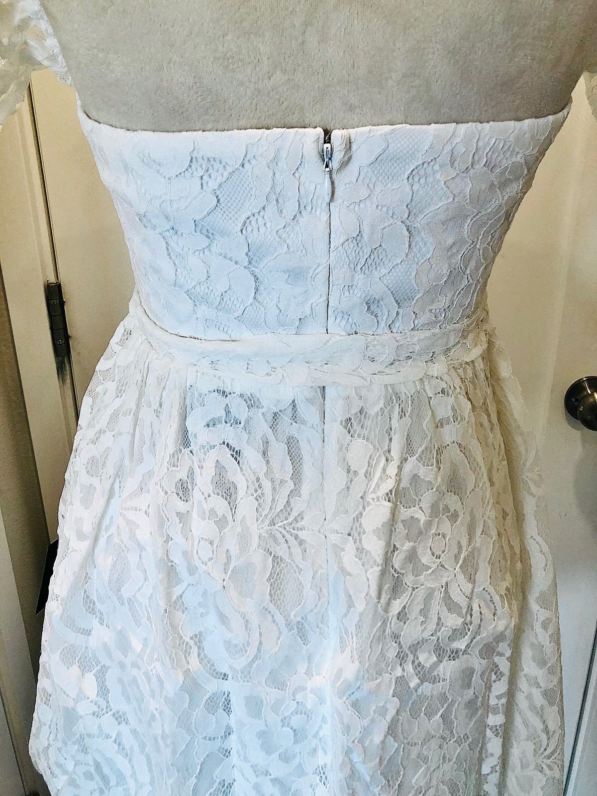 Lulus Size L Strapless White Cocktail Dress on Queenly