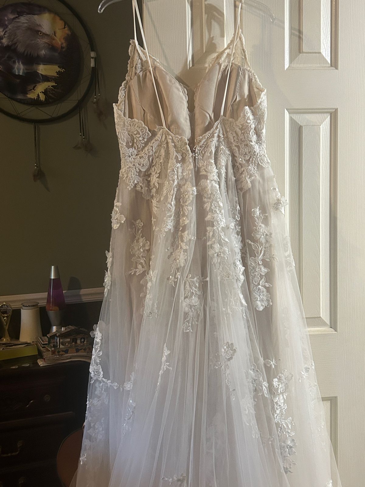 Size 14 Wedding Plunge Lace White Ball Gown on Queenly