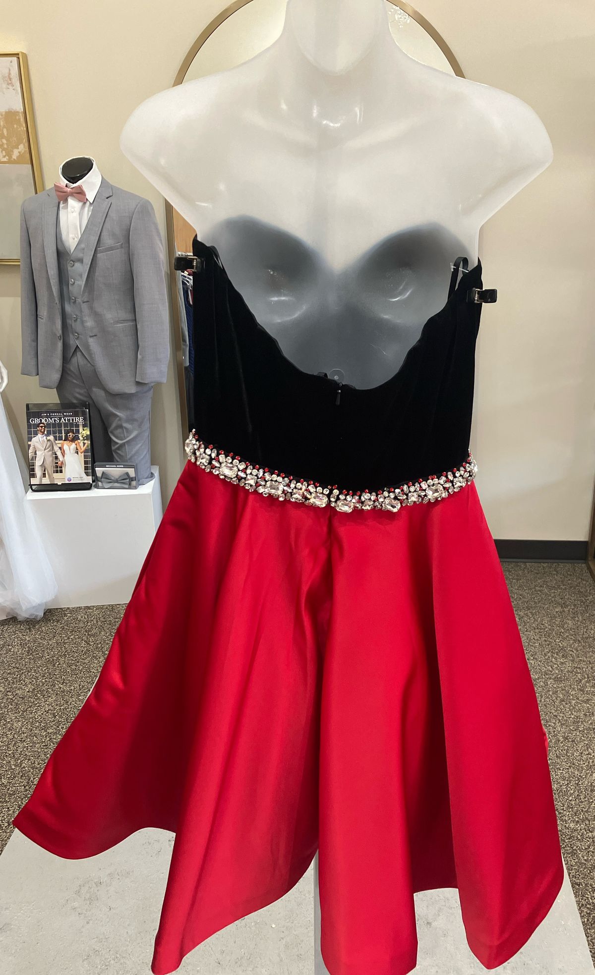 Style 4078 Ashley Lauren Size 8 Homecoming Strapless Multicolor Cocktail Dress on Queenly