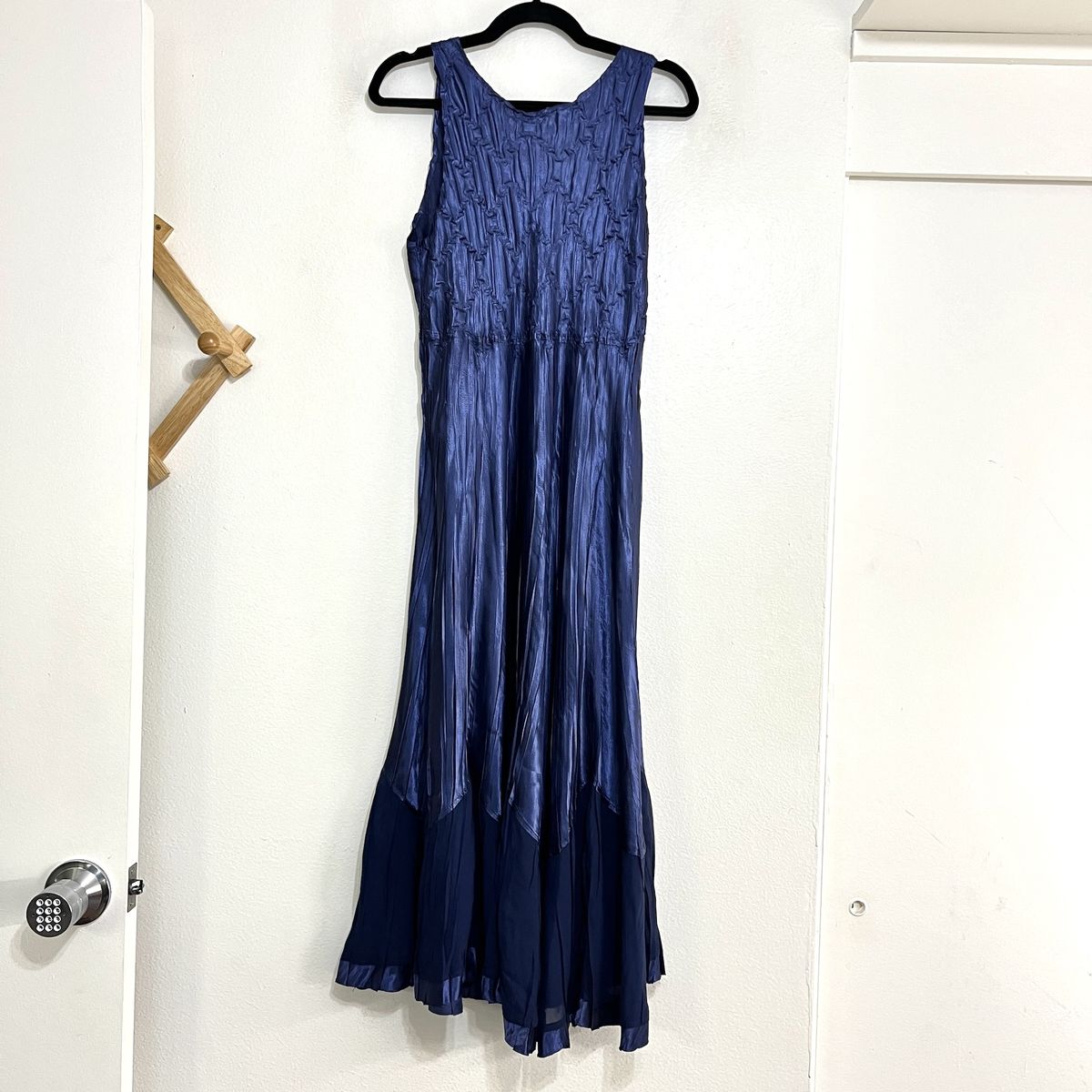 Komarov Size 14 High Neck Navy Blue Cocktail Dress on Queenly