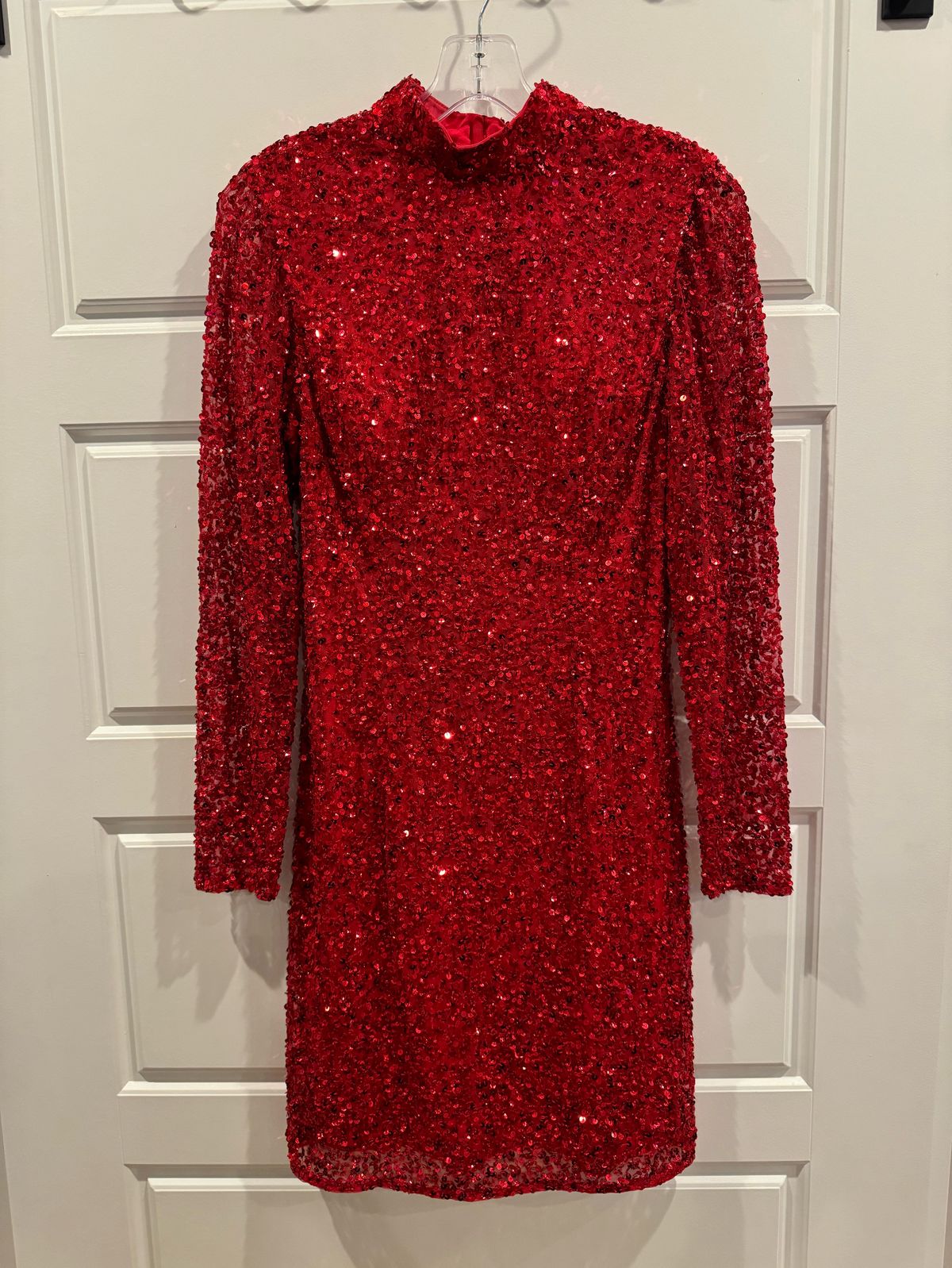 Style 4252 Ashley Lauren Size 10 Long Sleeve Red Cocktail Dress on Queenly