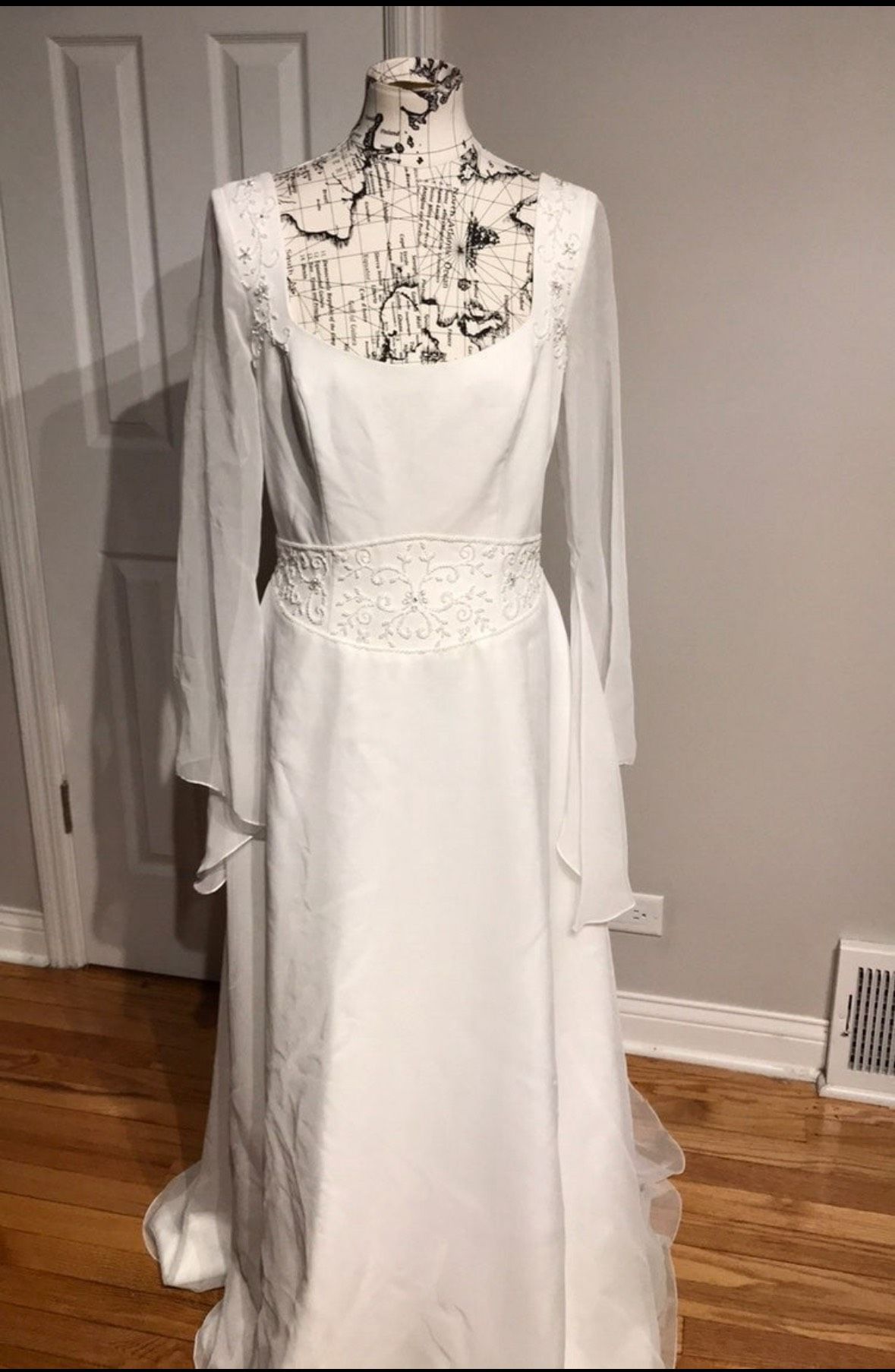 Bonny Plus Size 16 Wedding Long Sleeve Lace White Ball Gown on Queenly