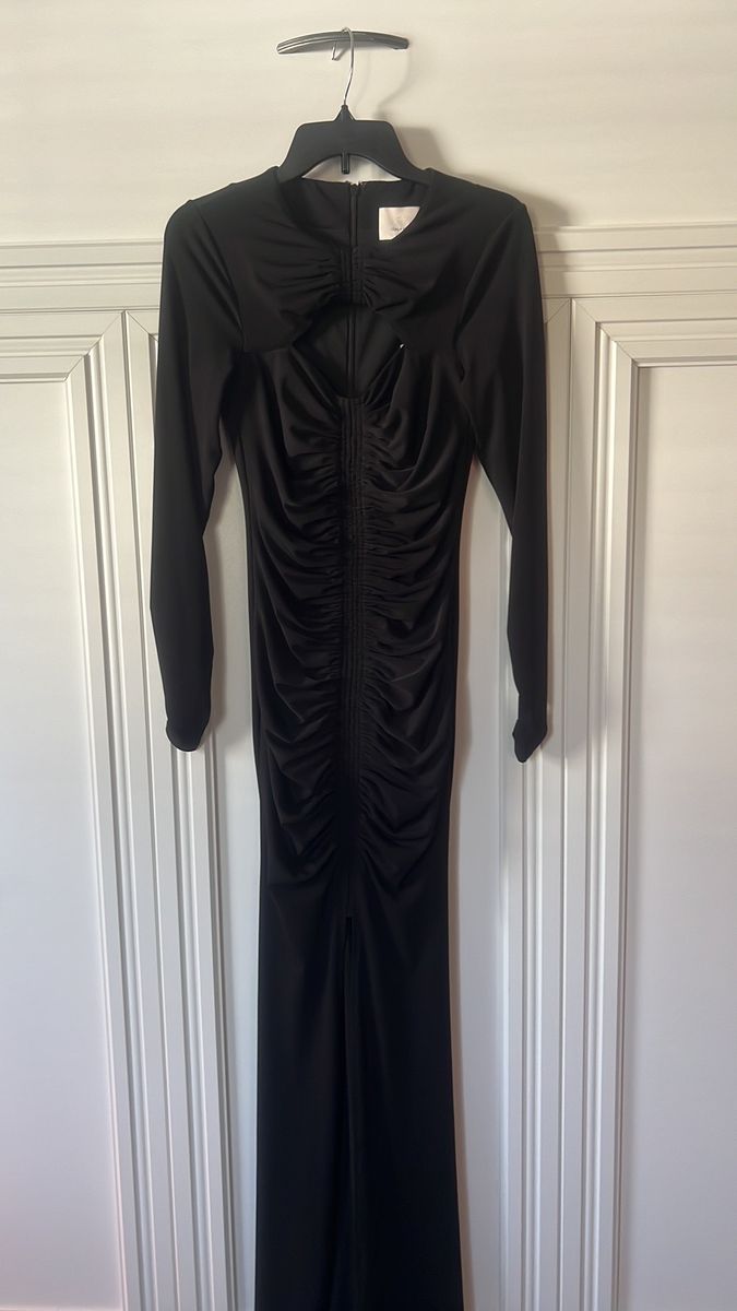 Cinq a’ Sept Size 4 Prom Long Sleeve Black Mermaid Dress on Queenly