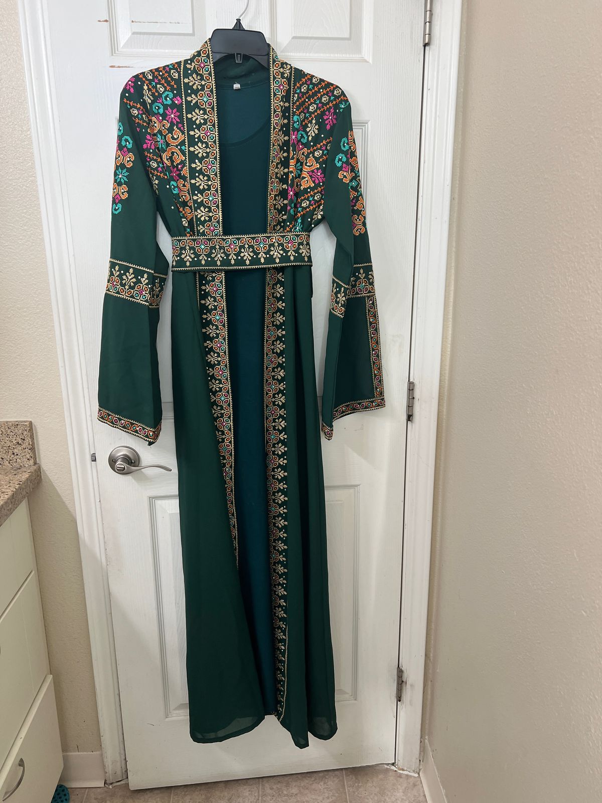 Size 12 Long Sleeve Green Floor Length Maxi on Queenly