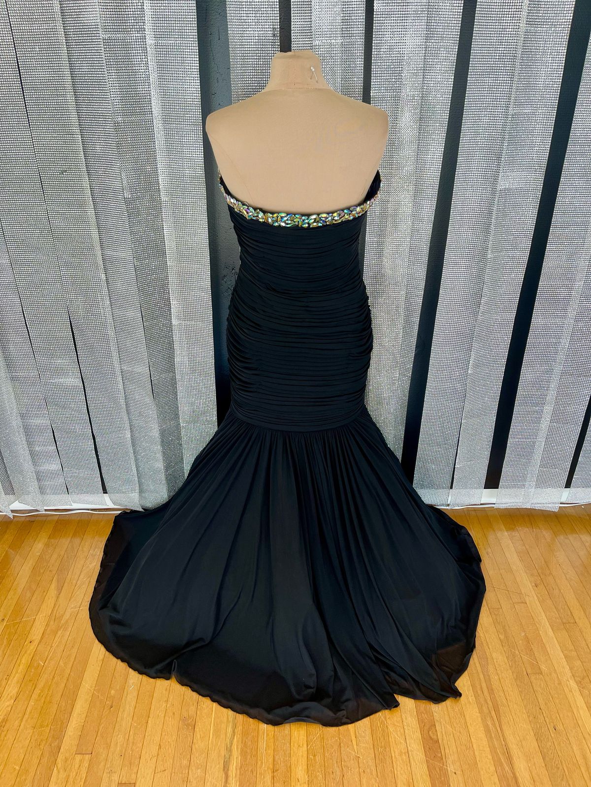 La Femme Size 12 Prom Strapless Black Mermaid Dress on Queenly