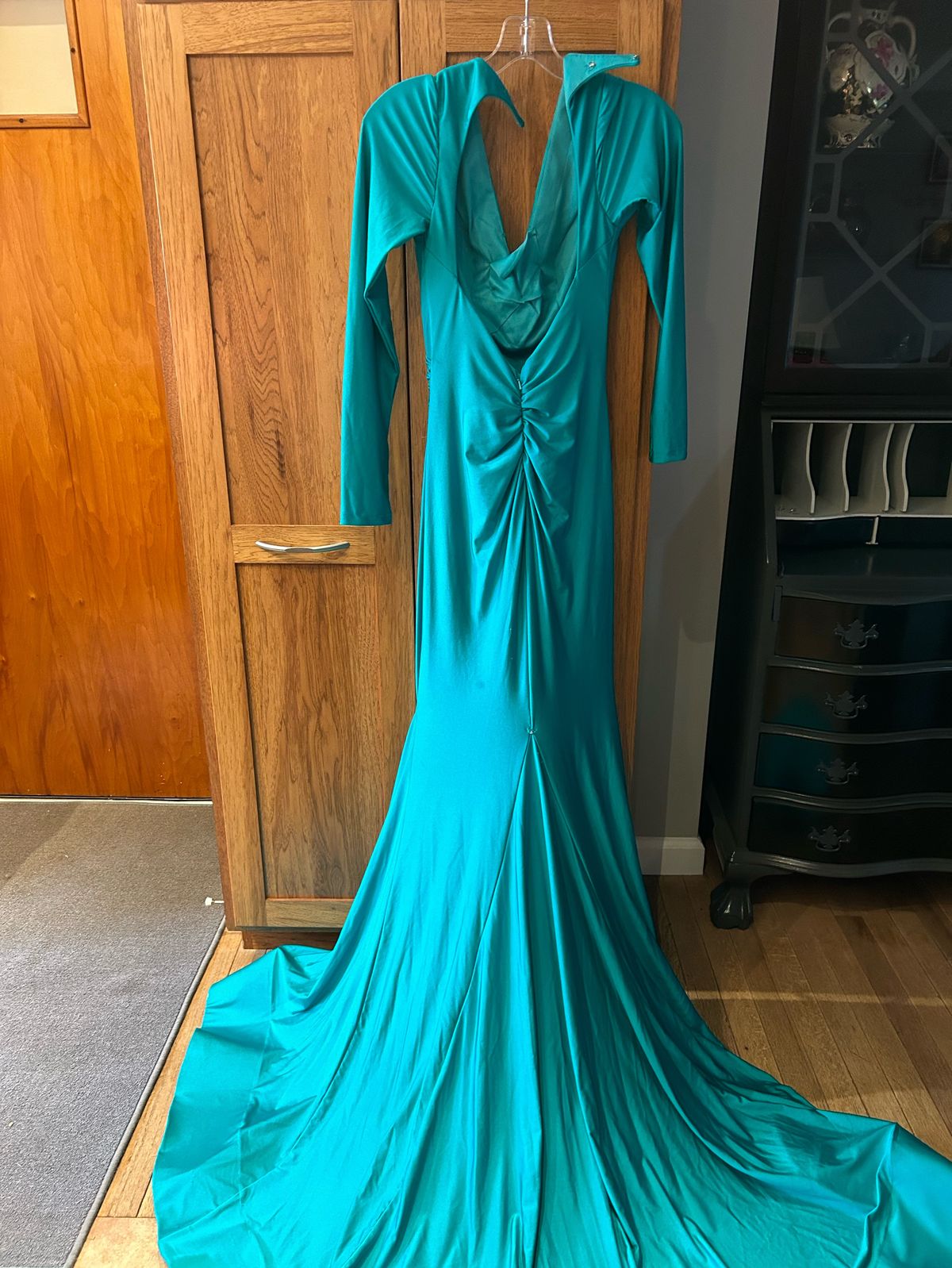 Terani Couture Size 2 Plunge Blue Mermaid Dress on Queenly