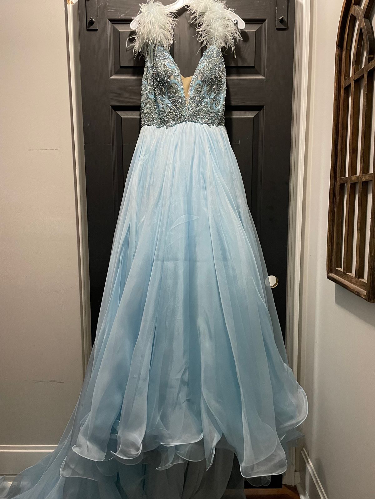 Sherri Hill Size 4 Pageant Plunge Blue Ball Gown on Queenly