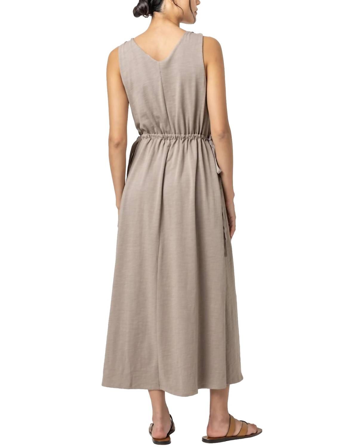 Style 1-1549049542-892 Lilla P Size M Gray Floor Length Maxi on Queenly