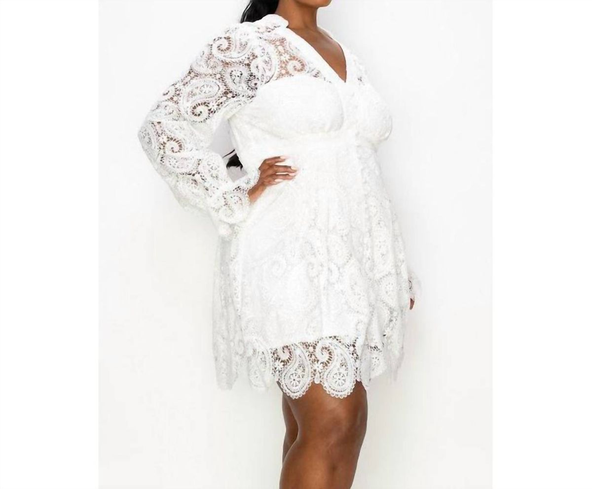 Style 1-3096384310-1464 RoseVelvet Size 3X Lace White Cocktail Dress on Queenly