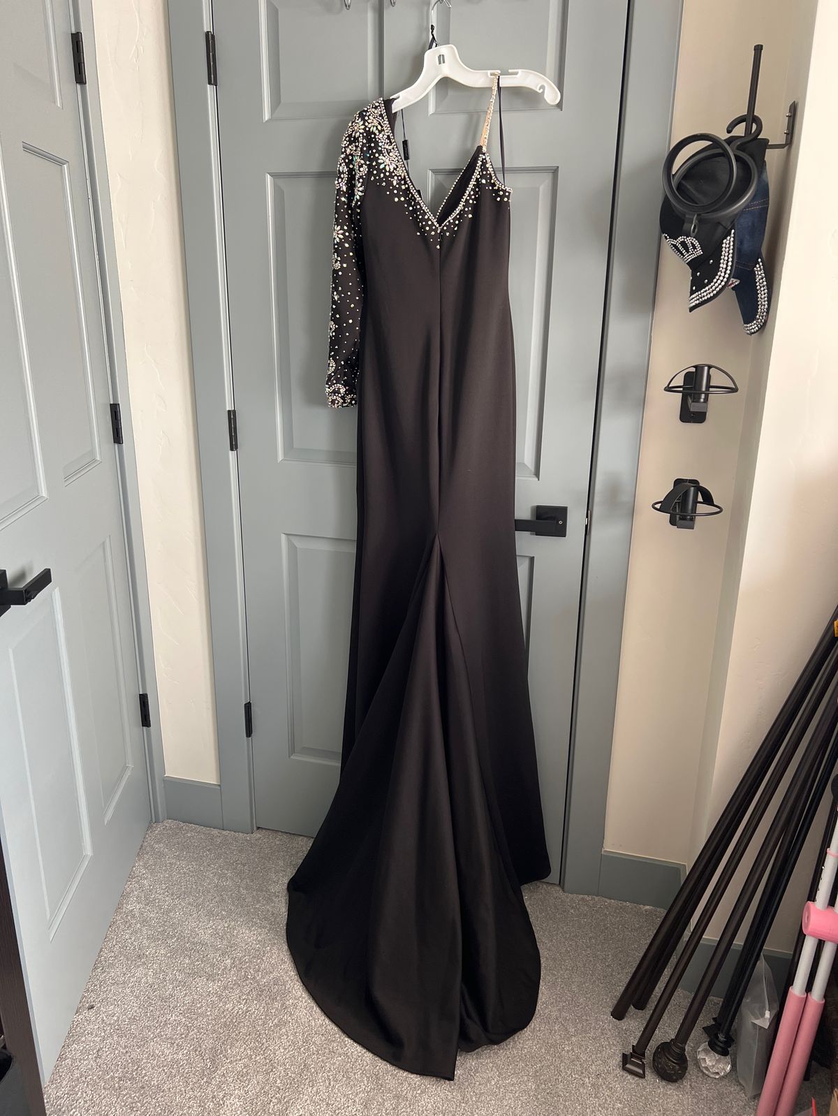 Johnathan Kayne Size 8 Pageant One Shoulder Black Side Slit Dress on Queenly