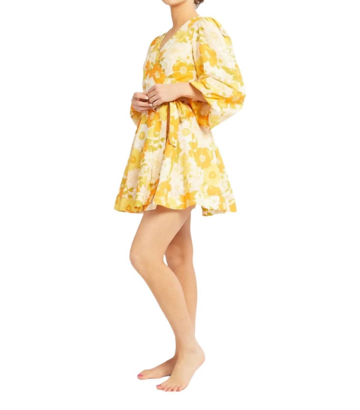 Style 1-3746104174-74 MILLE Size S Floral Yellow Cocktail Dress on Queenly