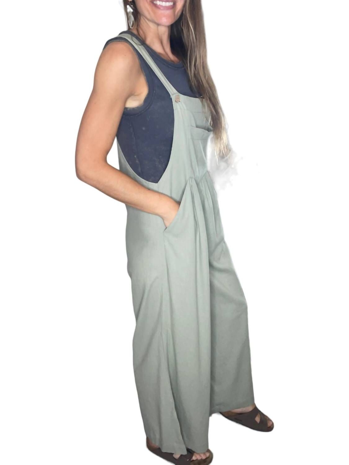 Style 1-6528790-149 RISEN Size L Green Formal Jumpsuit on Queenly