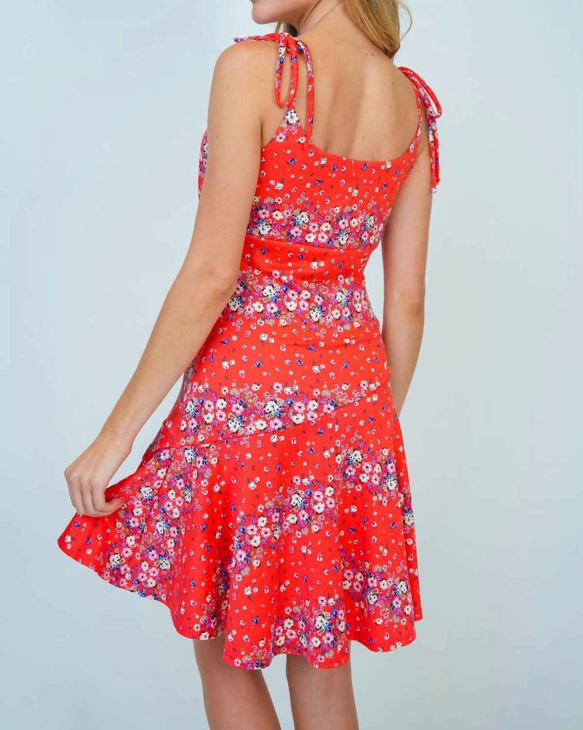 Style 1-853189114-611 White Birch Size XL Floral Red Cocktail Dress on Queenly