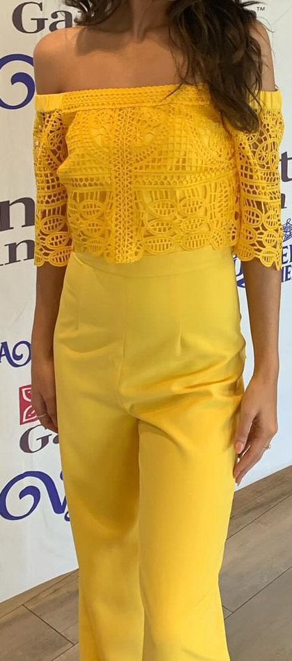 Style RN 58909 Antonio Melani Size 4 Off The Shoulder Yellow Formal Jumpsuit on Queenly