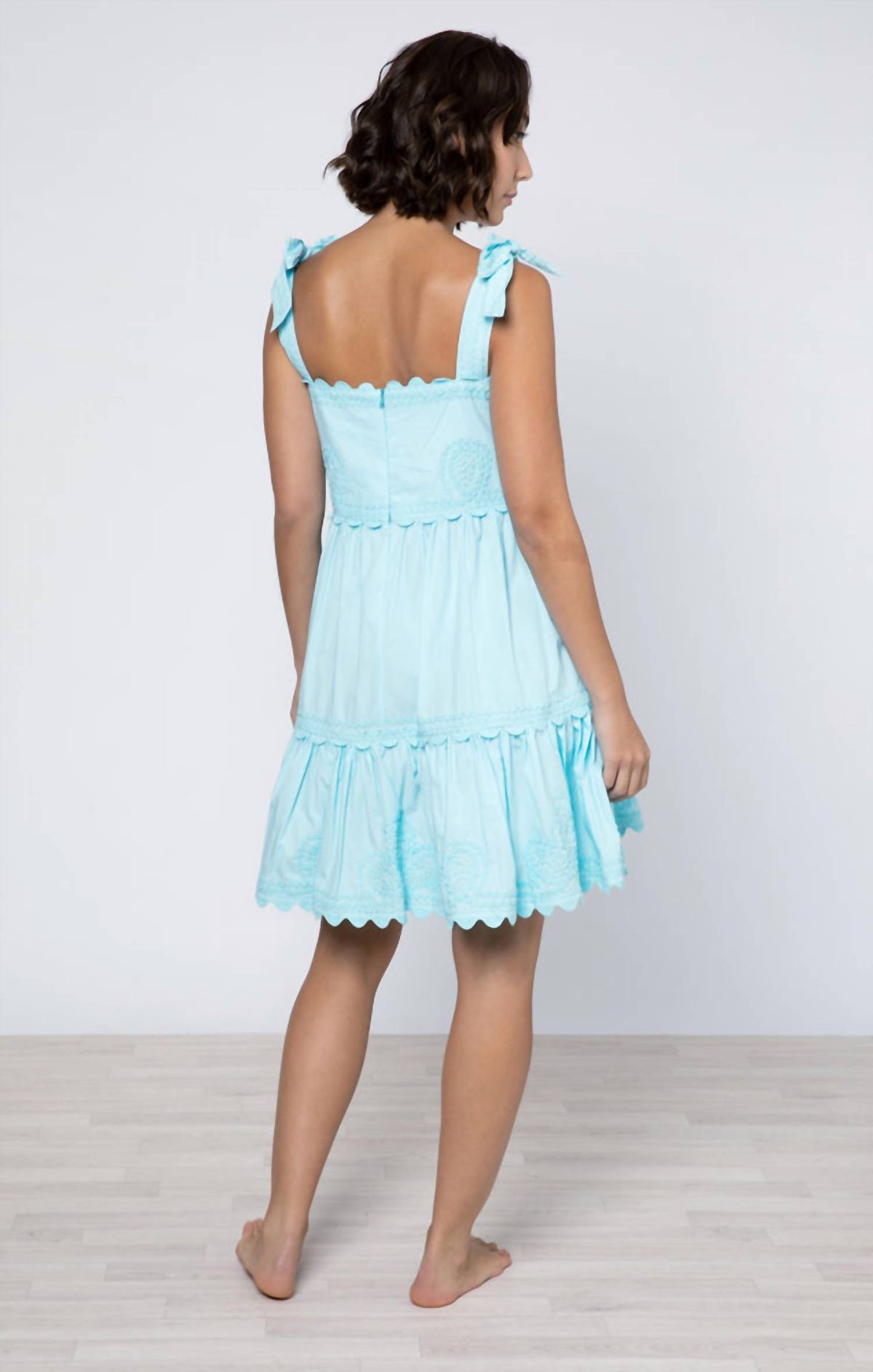 Style 1-1993454827-5 JULIET DUNN Size 0 Blue Cocktail Dress on Queenly