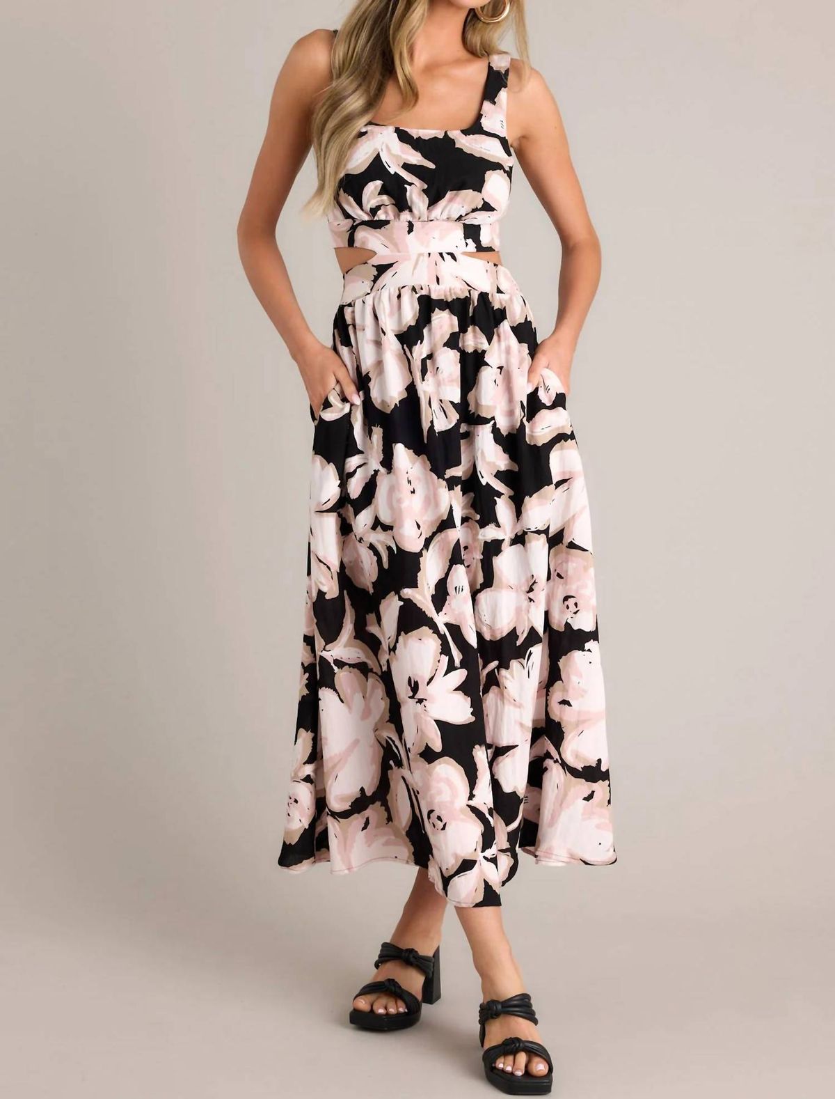 Style 1-2763556095-892 Illa Illa Size M Floral Black Floor Length Maxi on Queenly