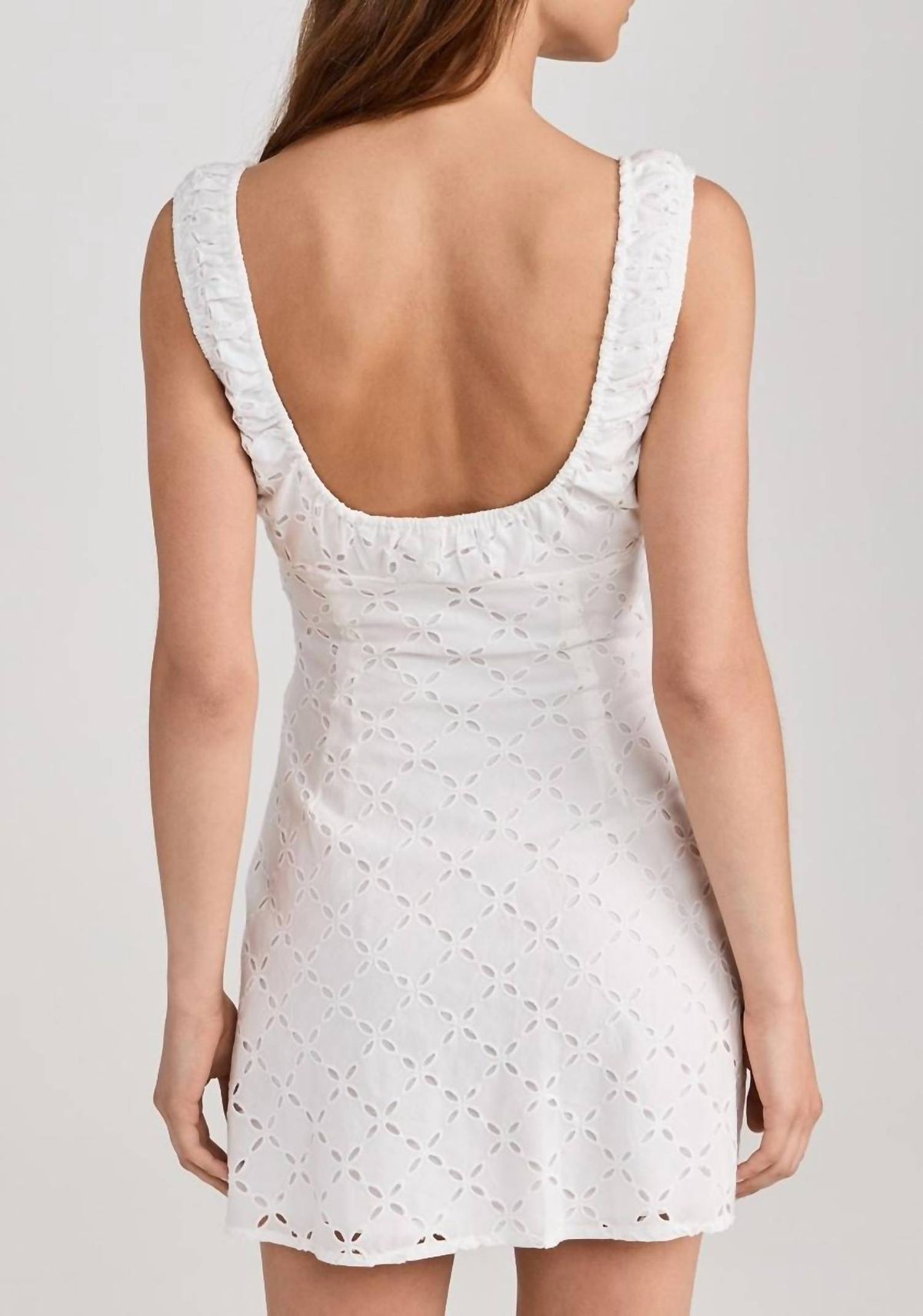 Style 1-76672847-149 NIA Size L White Cocktail Dress on Queenly