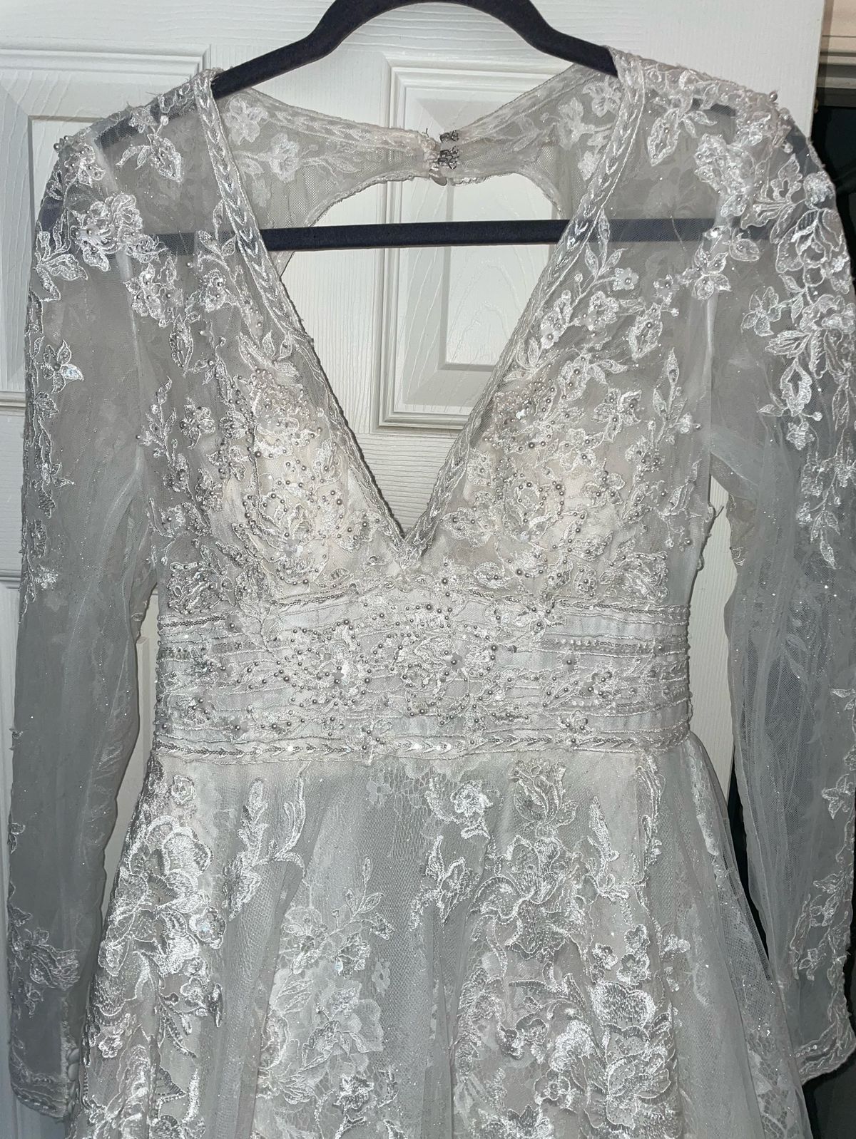 Oleg Cassini Size 6 Wedding Plunge Lace White Ball Gown on Queenly