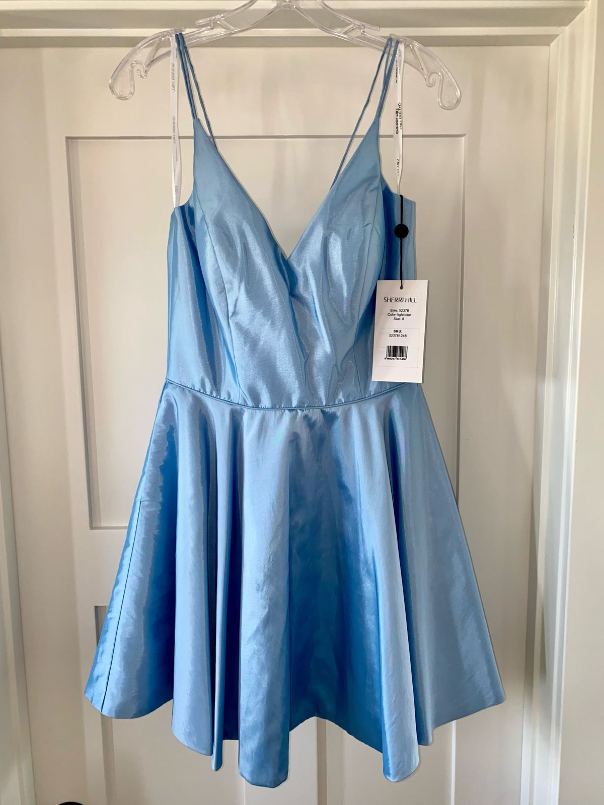 Sherri Hill Size 8 Plunge Light Blue Cocktail Dress on Queenly