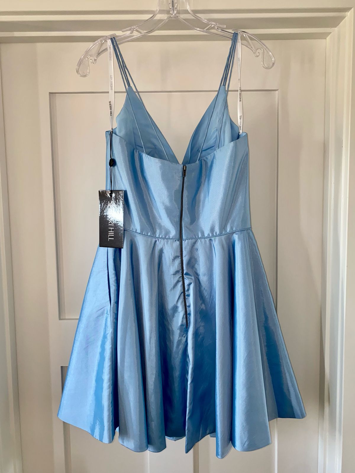 Sherri Hill Size 8 Plunge Light Blue Cocktail Dress on Queenly