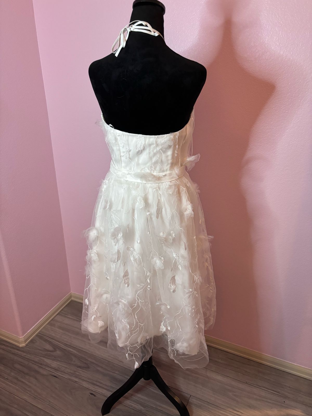 Dress the Population Size S Prom Halter White Cocktail Dress on Queenly