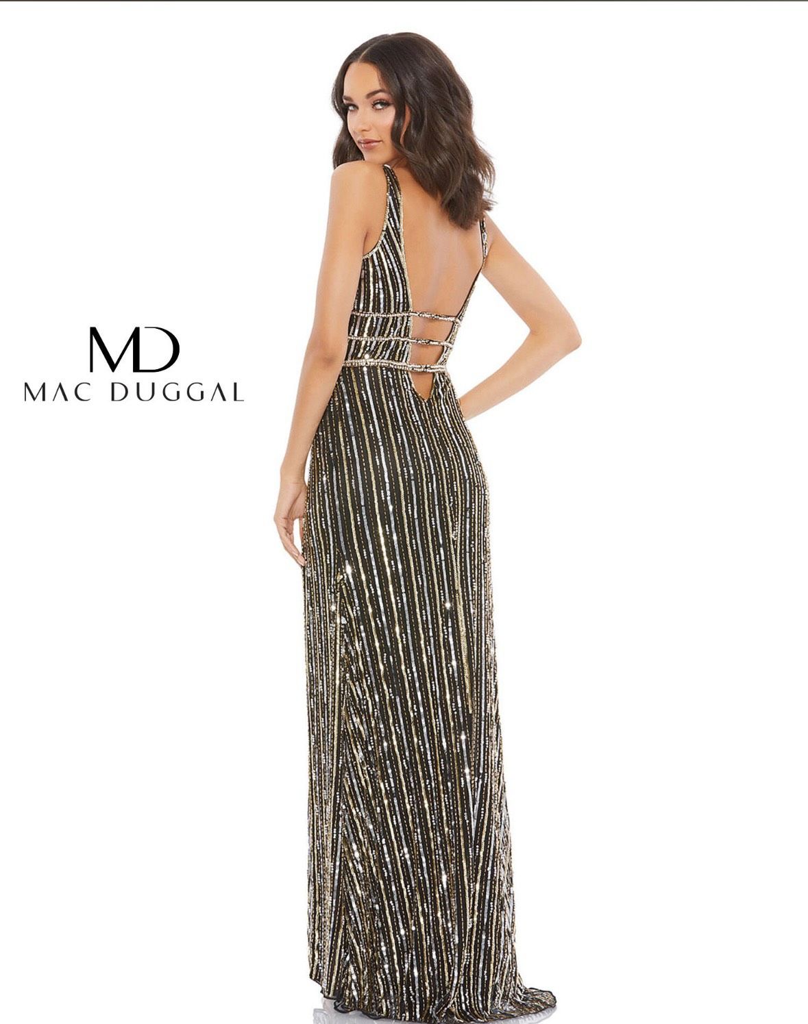 Style 5232 Mac Duggal Size 0 Plunge Black Side Slit Dress on Queenly