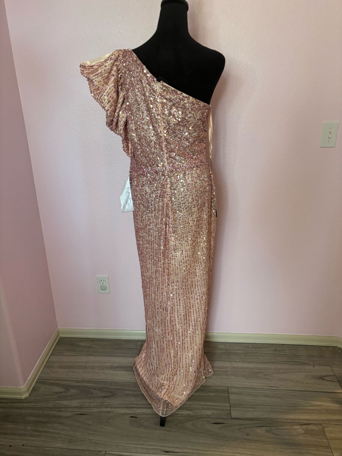 Style 5622 Mac Duggal Size 14 Wedding Guest One Shoulder Pink Side Slit Dress on Queenly