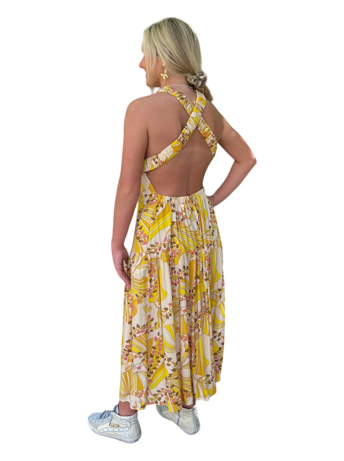 Style 1-2407388131-149 Flora Bea Size L Halter Yellow Cocktail Dress on Queenly