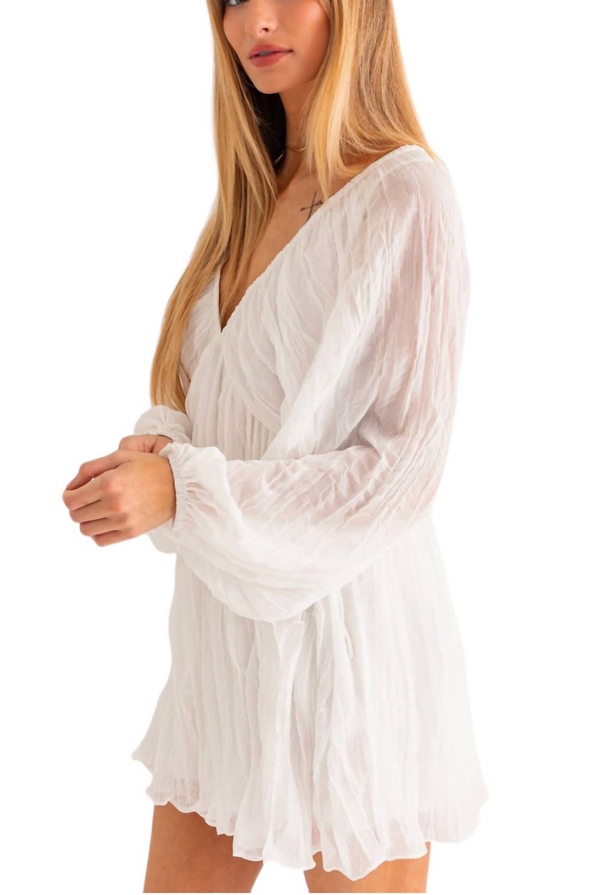 Style 1-2790348406-149 LE LIS Size L Long Sleeve Sheer White Cocktail Dress on Queenly