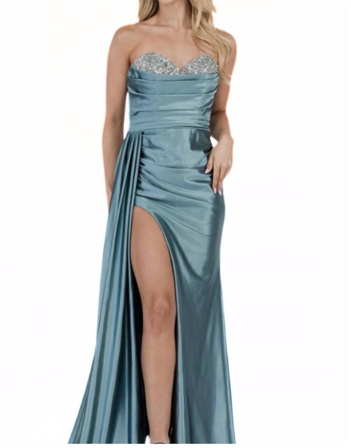 Queenly | Buy and sell prom, pageant, and formal dresses