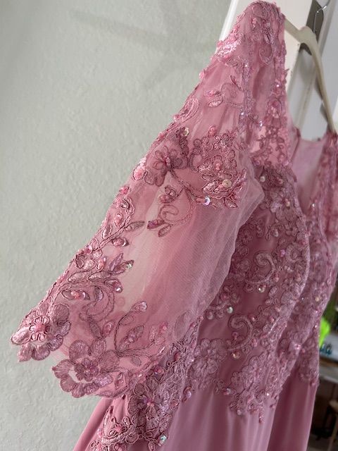 Stacees  Plus Size 18 Pink Ball Gown on Queenly