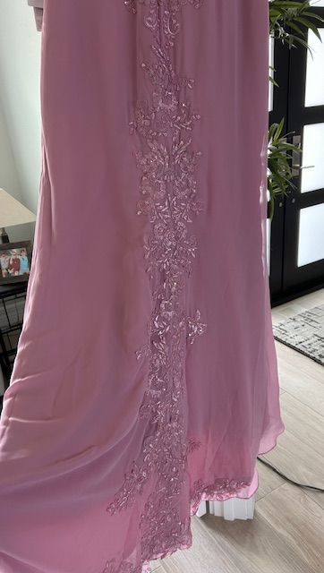 Stacees  Plus Size 18 Pink Ball Gown on Queenly