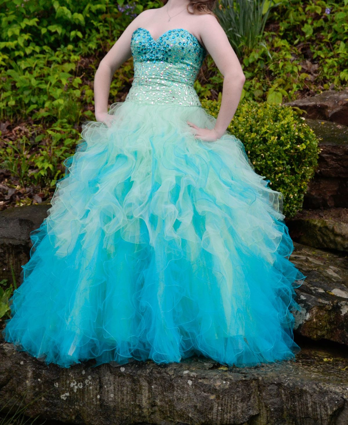 Queenly | Buy and sell prom, pageant, and formal dresses