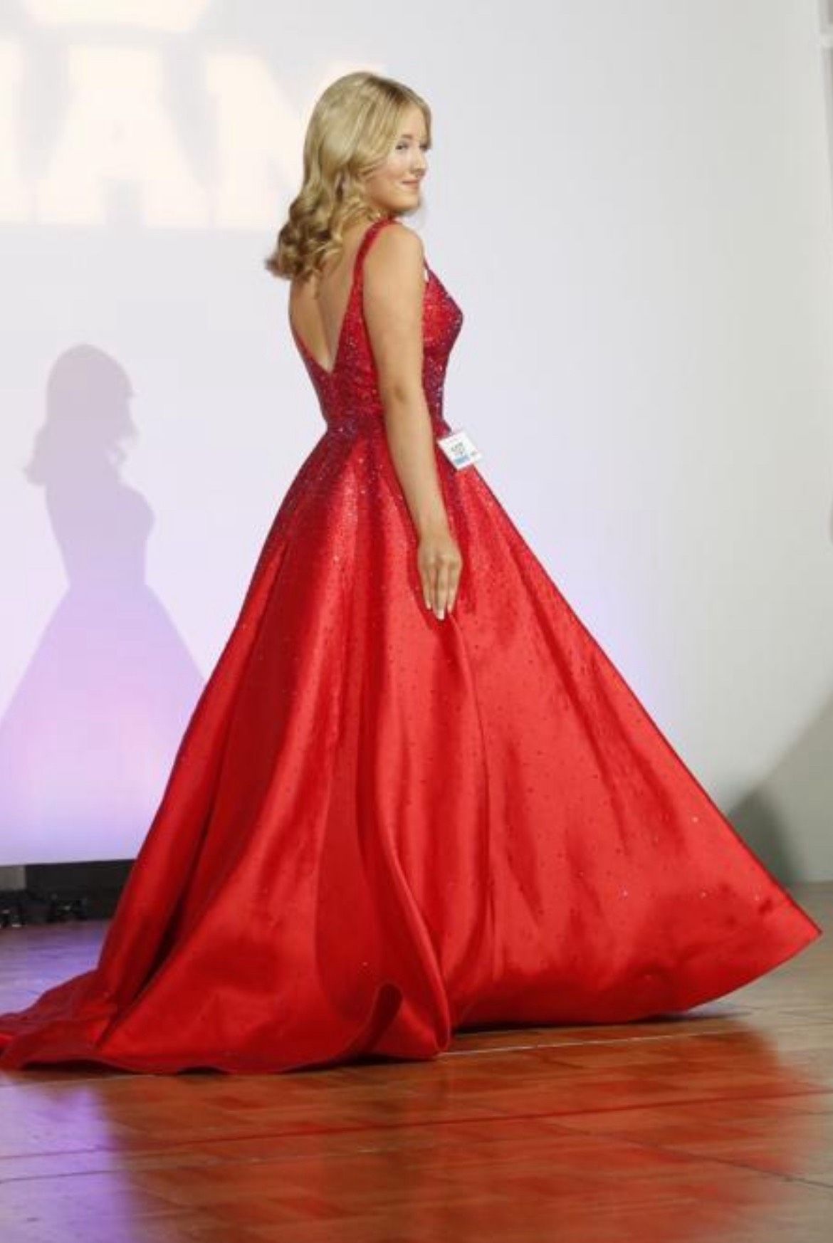 Sherri Hill Size 2 Prom Plunge Red Ball Gown on Queenly