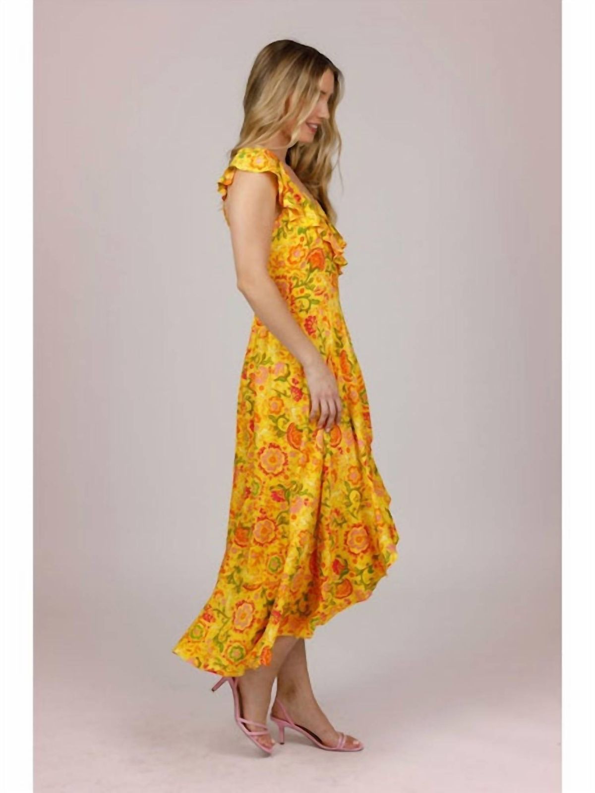 Style 1-1820016350-149 band of the free Size L Floral Yellow Cocktail Dress on Queenly