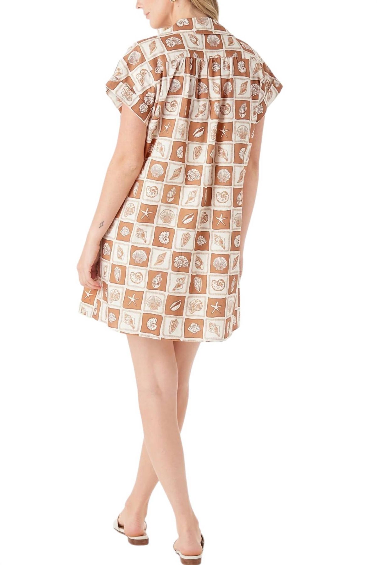 Style 1-681760806-149 Crosby by Mollie Burch Size L Brown Cocktail Dress on Queenly